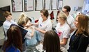Under 16 eftermiddagar, hösten 2015, har nyutbildade sjuksköterskor fått Fördjupad introduktion på Höglandssjukhuset, ett modell som nu sprids till stora delar av medicinsk och kirurgisk vård under 2016.
