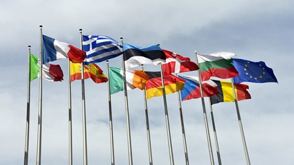 Flaggor från länder i EU