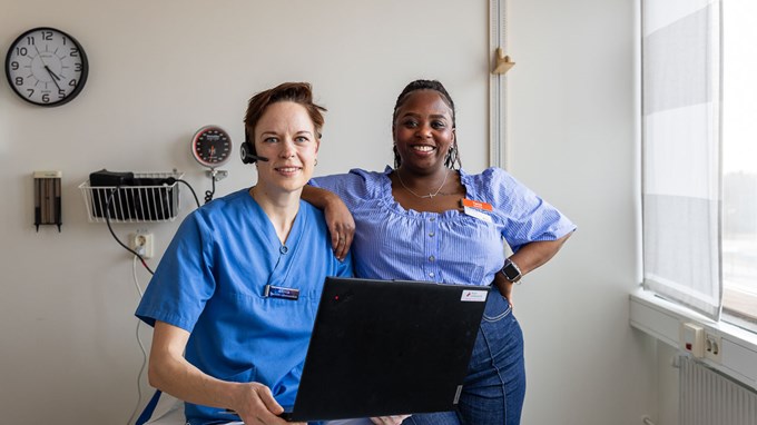 Läkare Olivia och sexolog Tania är de som bemannar mottagningen för sexuell hälsa. 